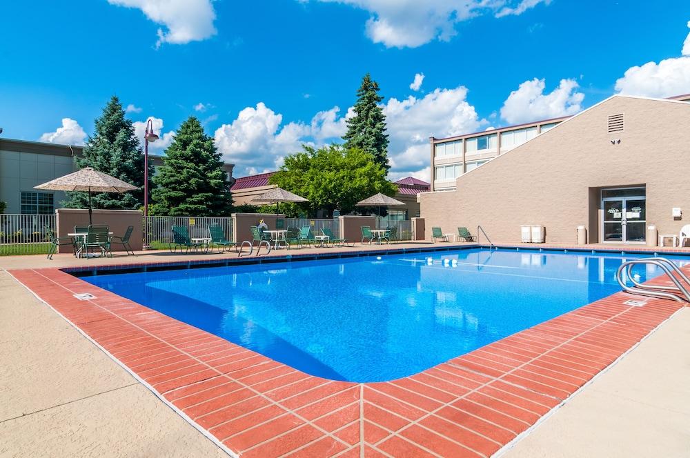 Clarion Hotel & Convention Center Joliet Dış mekan fotoğraf