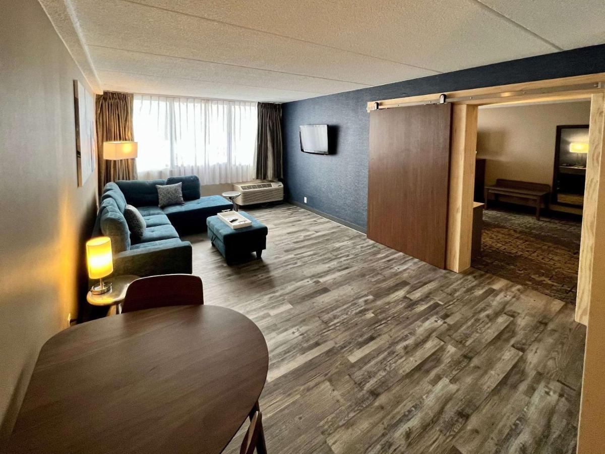 Clarion Hotel & Convention Center Joliet Dış mekan fotoğraf