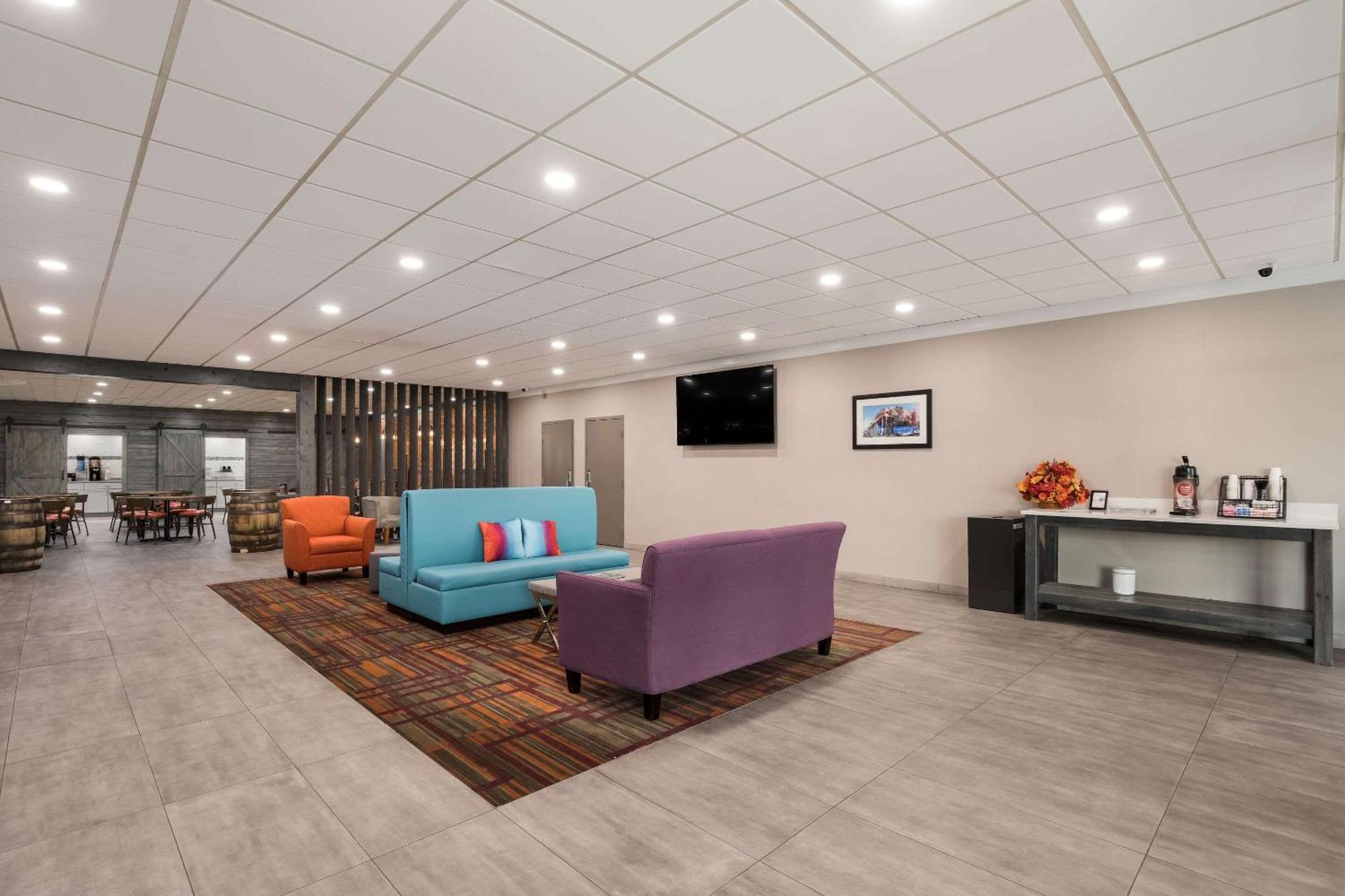 Clarion Hotel & Convention Center Joliet Dış mekan fotoğraf